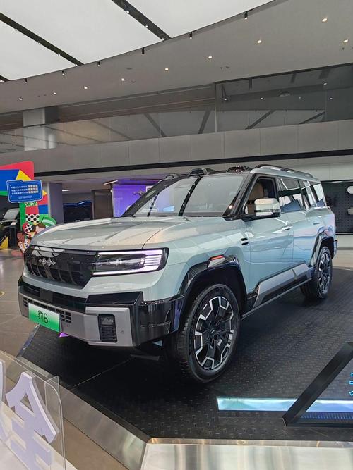 广州260比亚迪方程豹硬派越野的爆款，英菲尼迪35周年与你共成长